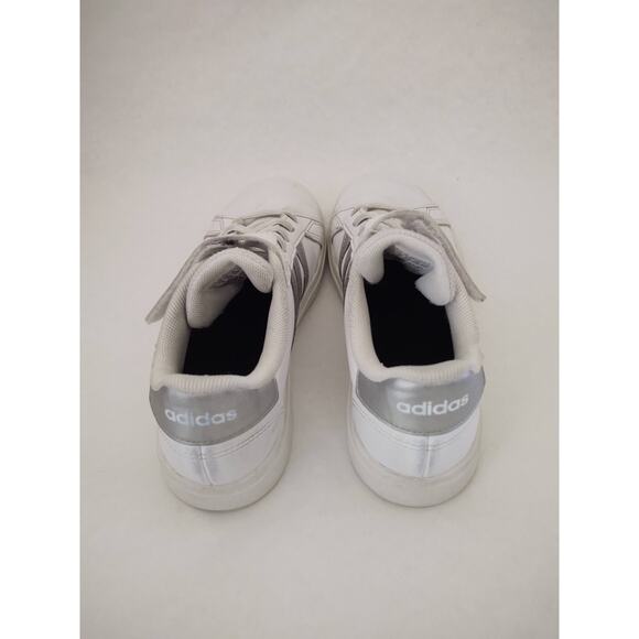 Adidas Grand Court 2.0 Shoes -White / Matte Silver - Kids - US Size 2.5 - Picture 15 of 16